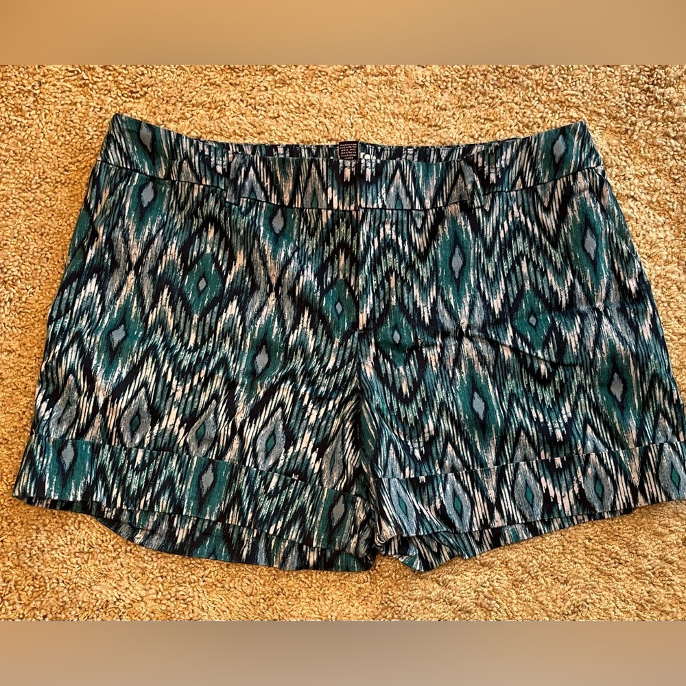 Apt. 9 Teal and Black Patterned Women's Shorts